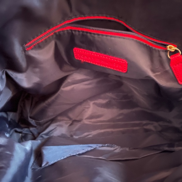 🎄. Tommy Hilfiger Cute medium sized Red Structured Satchel Handbag - Picture 10 of 10